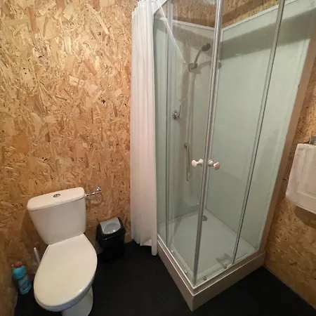 Campingplatz Caravanes De Provence Aiglun (Alpes-de-Haute-Provence)