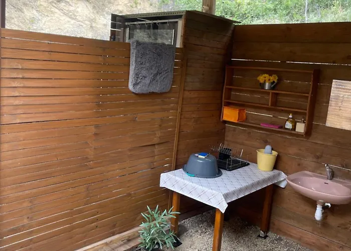 Caravanes De Provence Aiglun (Alpes-de-Haute-Provence)