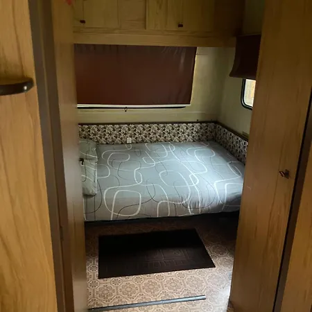 Caravanes De Provence Campsite *